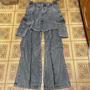 COPY - NEVSTUDIO  STREET WEAR CARGO JEANS/PANTS SIZE 32